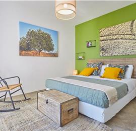 4  bedroom villa with pool, Scopello, sleeps 8